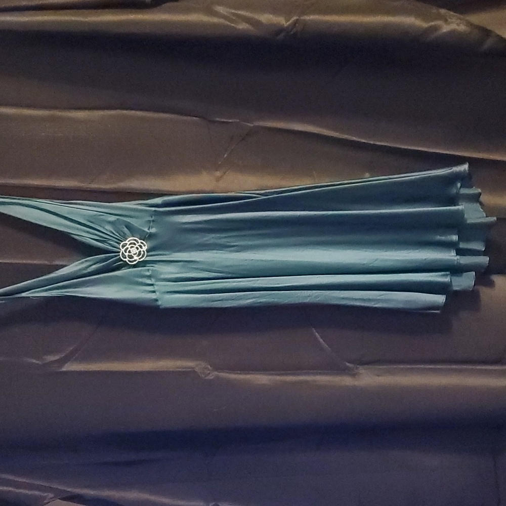 Halter top satin chemise